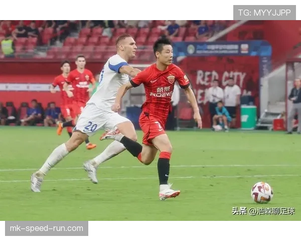 梅州客家主场迎战强敌，防线承压成关键